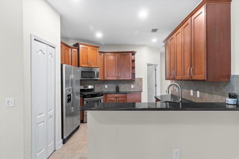 Casa en venta en Tampa, Florida, 3 dormitorios, 192.31 m2 № 1737437 - foto 21