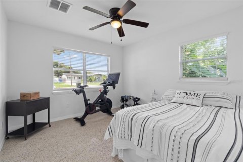 Casa en venta en Saint Petersburg, Florida, 4 dormitorios, 122.45 m2 № 1877325 - foto 11