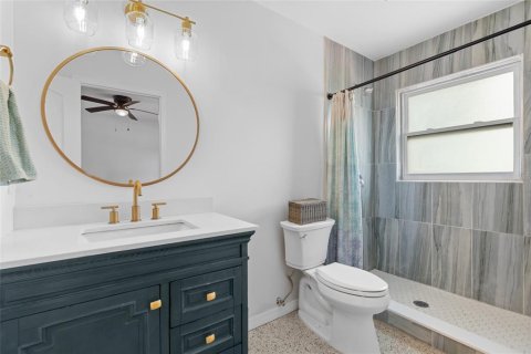 Casa en venta en Saint Petersburg, Florida, 4 dormitorios, 122.45 m2 № 1877325 - foto 17