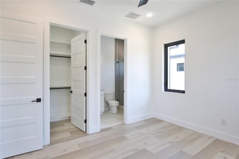 Casa en alquiler en Sarasota, Florida, 4 dormitorios, 296.45 m2 № 1630391 - foto 29