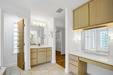 Casa en venta en Winter Haven, Florida, 4 dormitorios, 252.97 m2 № 1881047 - foto 28