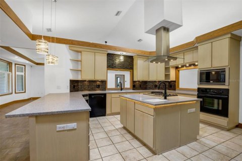 Casa en venta en Winter Haven, Florida, 4 dormitorios, 252.97 m2 № 1881047 - foto 10