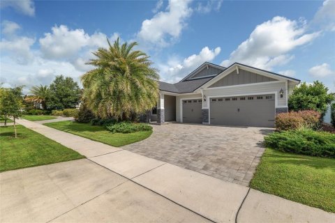 House in Gainesville, Florida 4 bedrooms, 225.47 sq.m. № 1785069 - photo 1