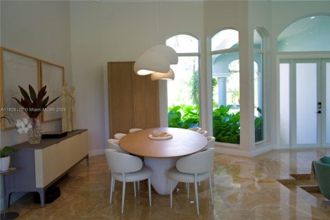 Casa en venta en Weston, Florida, 5 dormitorios, 400.97 m2 № 1816419 - foto 9