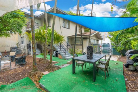 Commercial property in Miami, Florida № 1839598 - photo 5