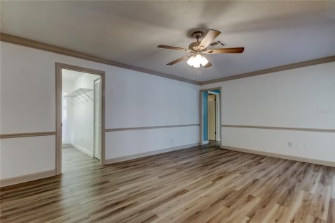 House in Clearwater, Florida 4 bedrooms, 163.79 sq.m. № 1853707 - photo 17