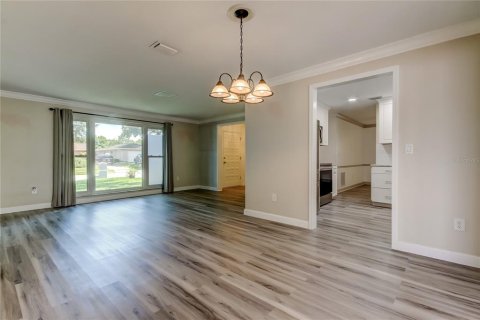 House in Clearwater, Florida 4 bedrooms, 163.79 sq.m. № 1853707 - photo 10