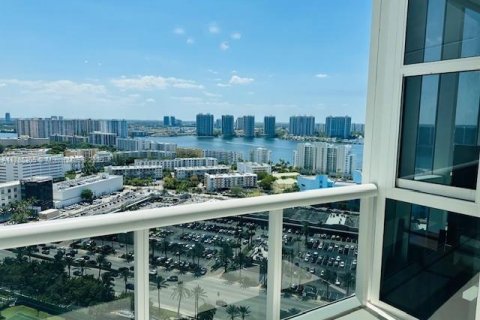 Купить кондоминиум в Санни-Айлс-Бич, Флорида 2 спальни, 146.51м2, № 1730788 - фото 20