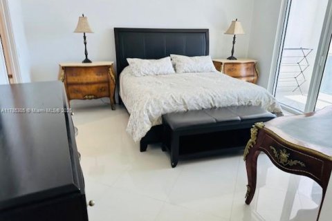 Купить кондоминиум в Санни-Айлс-Бич, Флорида 2 спальни, 146.51м2, № 1730788 - фото 22