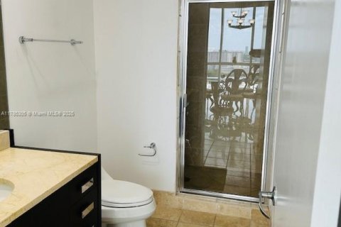 Купить кондоминиум в Санни-Айлс-Бич, Флорида 2 спальни, 146.51м2, № 1730788 - фото 18