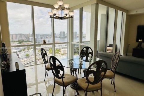 Купить кондоминиум в Санни-Айлс-Бич, Флорида 2 спальни, 146.51м2, № 1730788 - фото 12