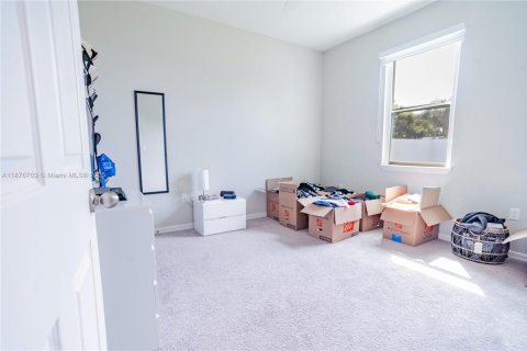 Villa ou maison à vendre à Port St. Lucie, Floride: 4 chambres, 217.11 m2 № 1927295 - photo 25