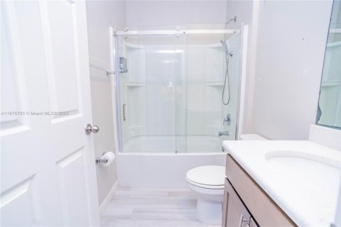 Villa ou maison à vendre à Port St. Lucie, Floride: 4 chambres, 217.11 m2 № 1927295 - photo 30