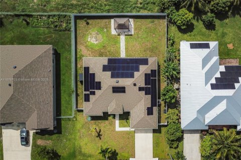 Villa ou maison à vendre à Port St. Lucie, Floride: 4 chambres, 217.11 m2 № 1927295 - photo 3