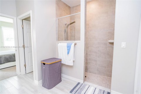 Villa ou maison à vendre à Port St. Lucie, Floride: 4 chambres, 217.11 m2 № 1927295 - photo 20