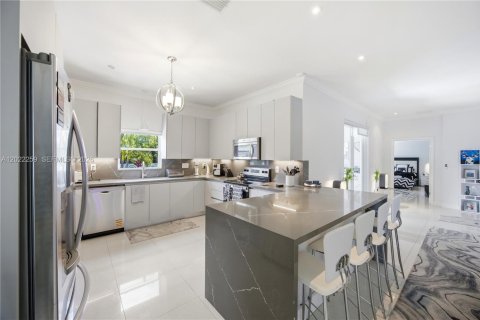 Villa ou maison à Wilton Manors, Floride 3 chambres, 218.04 m2 № 2247772