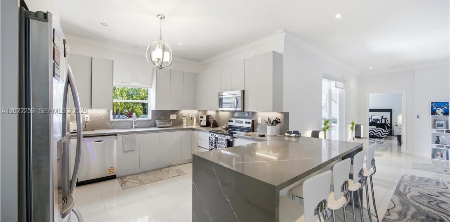 Villa ou maison à Wilton Manors, Floride 3 chambres, 218.04 m2 № 2247772