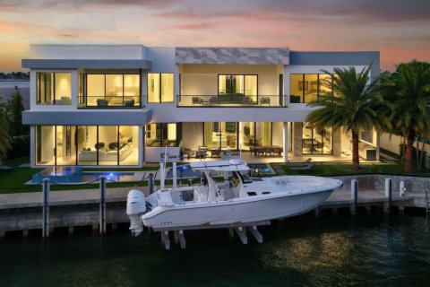 Casa en venta en Boca Raton, Florida, 6 dormitorios, 687.29 m2 № 2183899 - foto 2