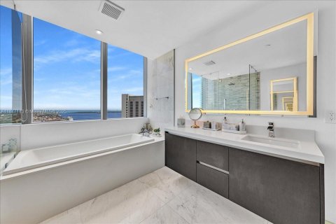 Copropriété à vendre à Miami, Floride: 4 chambres, 203.27 m2 № 1845546 - photo 26