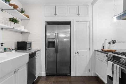 Villa ou maison à louer à Tampa, Floride: 3 chambres, 111.58 m2 № 2102344 - photo 7
