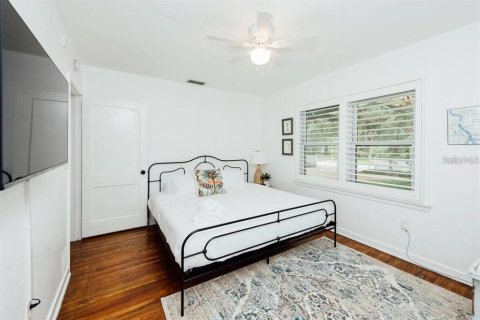 Villa ou maison à louer à Tampa, Floride: 3 chambres, 111.58 m2 № 2102344 - photo 17
