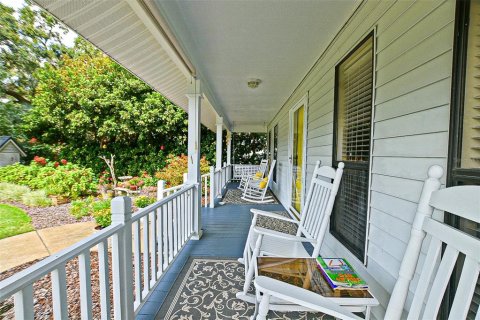 House in Belleview, Florida 3 bedrooms, 207.36 sq.m. № 1869742 - photo 9