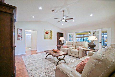 House in Belleview, Florida 3 bedrooms, 207.36 sq.m. № 1869742 - photo 15