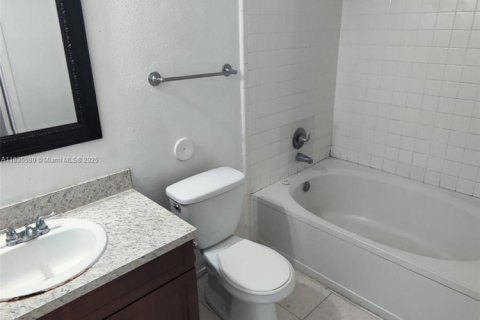Condominio en venta en Miami, Florida, 2 dormitorios, 88.16 m2 № 1830991 - foto 6