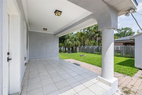 House in Tampa, Florida 4 bedrooms, 172.05 sq.m. № 1836968 - photo 18