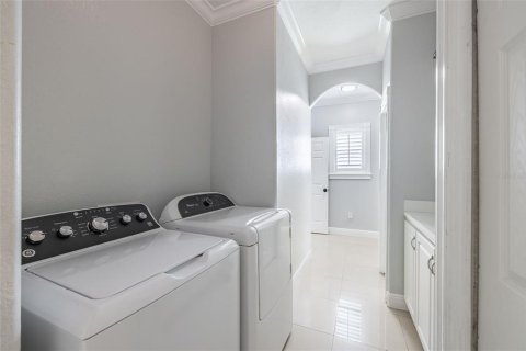 House in Tampa, Florida 4 bedrooms, 172.05 sq.m. № 1836968 - photo 17