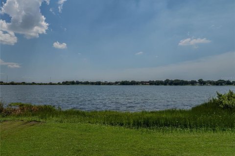 Купить виллу или дом в Уинтер-Хейвен, Флорида 9 комнат, 205.78м2, № 1876416 - фото 7