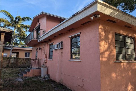 Villa ou maison à vendre à Hollywood, Floride: 6 chambres, 295.15 m2 № 2153490 - photo 5