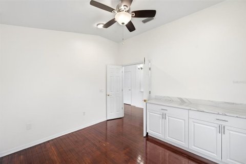 Villa ou maison à vendre à Bradenton, Floride: 4 chambres, 188.96 m2 № 2227752 - photo 8