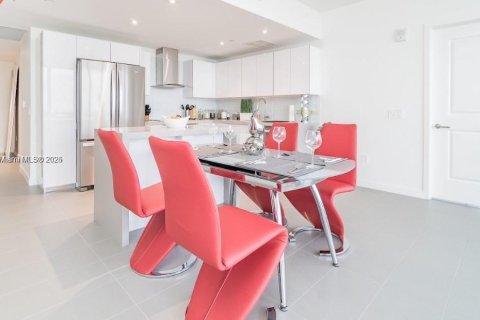 Copropriété à vendre à Miami, Floride: 2 chambres, 94.57 m2 № 1953756 - photo 6