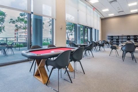 Copropriété à vendre à Miami, Floride: 2 chambres, 94.57 m2 № 1953756 - photo 17