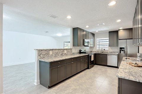 Casa en venta en Bradenton, Florida, 3 dormitorios, 140.1 m2 № 1884317 - foto 11