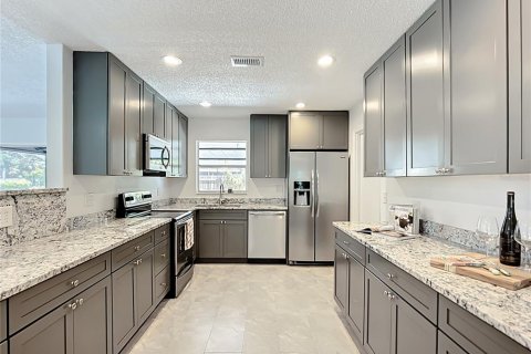 Casa en venta en Bradenton, Florida, 3 dormitorios, 140.1 m2 № 1884317 - foto 12