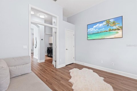 House in Tampa, Florida 3 bedrooms, 199.65 sq.m. № 1873429 - photo 18