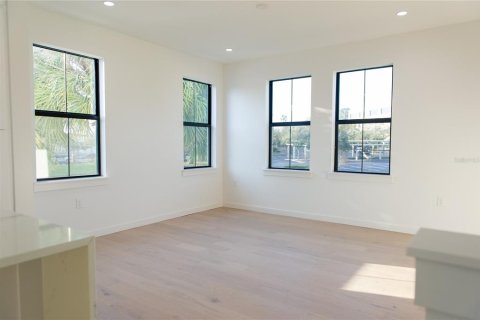 Townhouse in Tampa, Florida 3 bedrooms, 195.47 sq.m. № 1776699 - photo 5