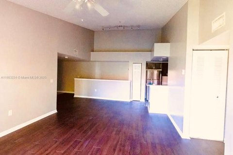 Condo in West Palm Beach, Florida, 3 bedrooms  № 1929855 - photo 9