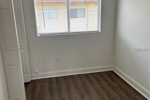 Condo in Orlando, Florida, 4 bedrooms № 2233578 - photo 5