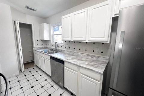 Adosado en alquiler en Altamonte Springs, Florida, 3 dormitorios, 107.67 m2 № 1884647 - foto 6