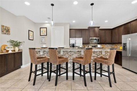 House in Kissimmee, Florida 11 bedrooms, 438.78 sq.m. № 2167346 - photo 3