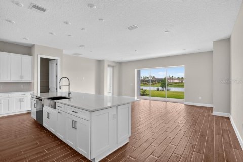 Villa ou maison à vendre à Kissimmee, Floride: 3 chambres, 213.3 m2 № 2362352 - photo 7