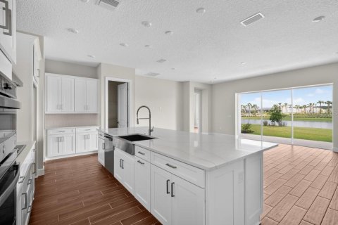 Villa ou maison à vendre à Kissimmee, Floride: 3 chambres, 213.3 m2 № 2362352 - photo 5