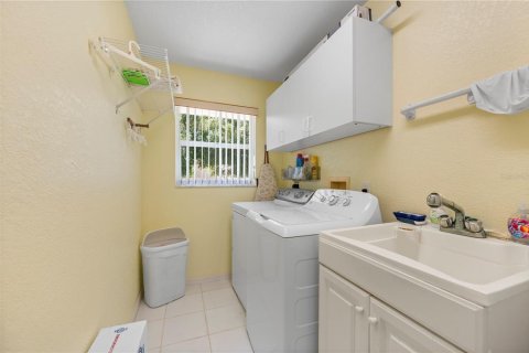 Casa en venta en North Port, Florida, 2 dormitorios, 156.17 m2 № 1866342 - foto 23