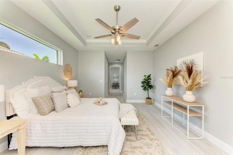 House in Rotonda, Florida 3 bedrooms, 201.6 sq.m. № 846940 - photo 24