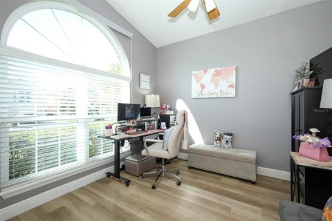 Villa ou maison à vendre à Sanford, Floride: 4 chambres, 160.26 m2 № 2409006 - photo 4