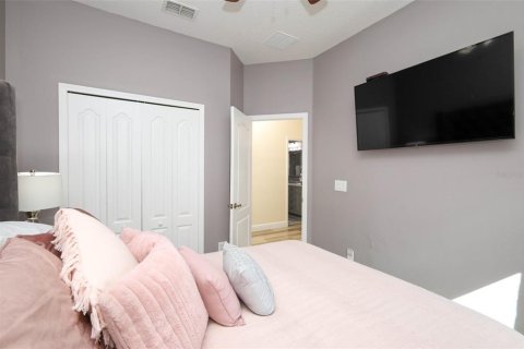 Villa ou maison à vendre à Sanford, Floride: 4 chambres, 160.26 m2 № 2409006 - photo 24