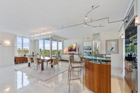 Condo in Fort Lauderdale, Florida, 3 bedrooms  № 1861367 - photo 15
